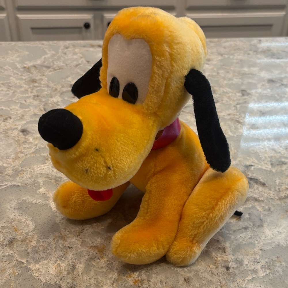 Disney Pluto 9” plush